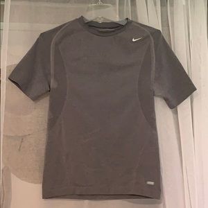 Men’s Nike shirt